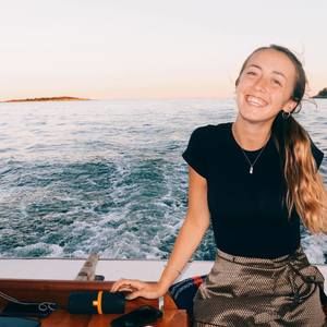 Meet your Posher, Anne